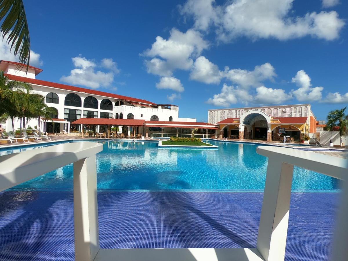 Cozumel Hotel & Resort Trademark Collection By Wyndham Exterior photo