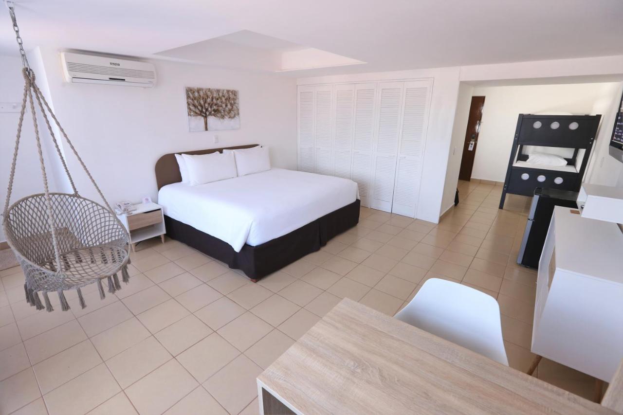 Cozumel Hotel & Resort Trademark Collection By Wyndham Exterior photo