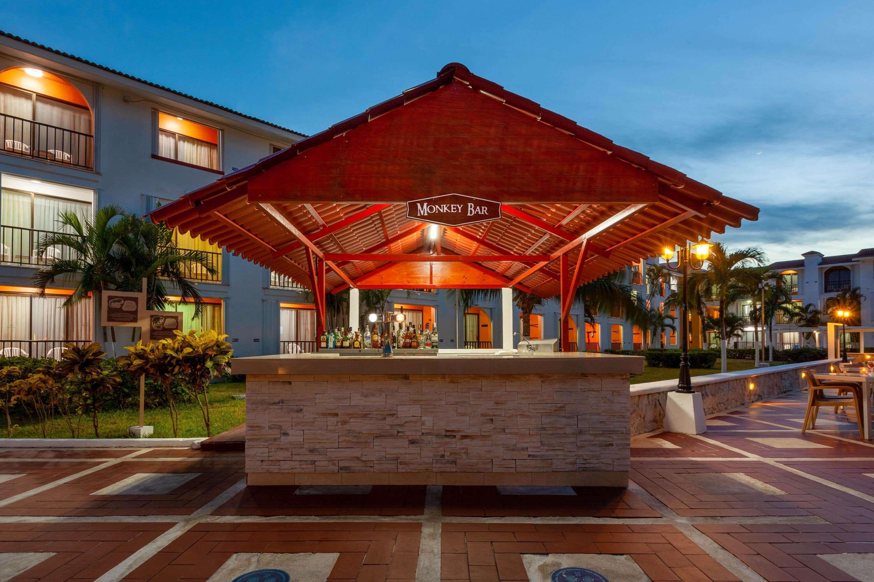 Cozumel Hotel & Resort Trademark Collection By Wyndham Exterior photo